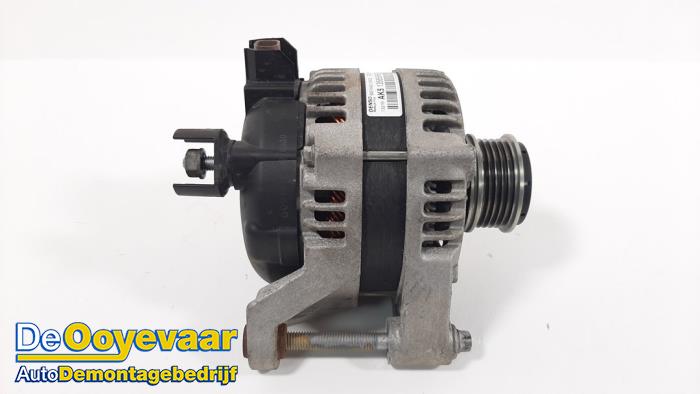 Gebruikte Alternator Opel Corsa E 1.4 16V Prijs € 25,00 Margeregeling aangeboden door Autodemontagebedrijf De Ooyevaar