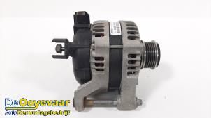 Gebruikte Dynamo Opel Corsa E 1.4 16V Prijs € 25,00 Margeregeling aangeboden door Autodemontagebedrijf De Ooyevaar