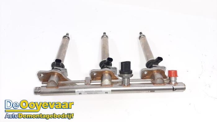 Gebruikte Common rail (Injectie) Mercedes GLE (W166) 3.0 43 AMG V6 24V 4-Matic Prijs € 79,99 Margeregeling aangeboden door Autodemontagebedrijf De Ooyevaar