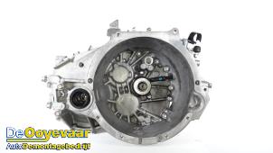 Gebruikte Versnellingsbak Mitsubishi ASX 1.8 DI-D HP MIVEC 16V Prijs € 249,99 Margeregeling aangeboden door Autodemontagebedrijf De Ooyevaar