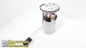 Gebruikte Tank element Pomp Renault Grand Scénic III (JZ) 1.5 dCi 110 Prijs € 49,99 Margeregeling aangeboden door Autodemontagebedrijf De Ooyevaar