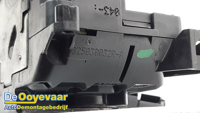 Deurslot Mechaniek 4Deurs links-achter van een Renault Grand Scénic III (JZ) 1.5 dCi 110 2014