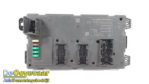 Gebruikte Module Comfort BMW 3 serie (F30) 320i 2.0 16V Prijs € 89,99 Margeregeling aangeboden door Autodemontagebedrijf De Ooyevaar