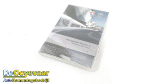 Gebruikte Navigatie SD-kaart Opel Insignia 2.0 CDTI 16V 130 Ecotec Prijs € 15,00 Margeregeling aangeboden door Autodemontagebedrijf De Ooyevaar