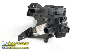 Gebruikte Waterpomp Mercedes GLE (V167) 450 EQ Boost 3.0 24V 4-Matic Prijs € 125,00 Margeregeling aangeboden door Autodemontagebedrijf De Ooyevaar