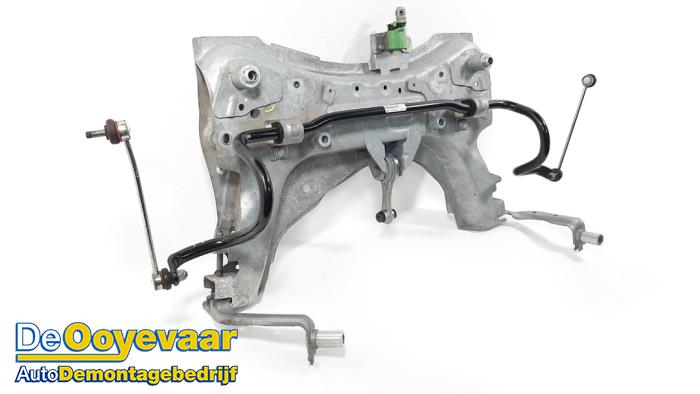 Gebruikte Subframe Renault Captur I (2R) 1.2 TCE 16V EDC Prijs € 49,99 Margeregeling aangeboden door Autodemontagebedrijf De Ooyevaar
