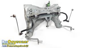 Gebruikte Subframe Renault Captur (2R) 1.2 TCE 16V EDC Prijs € 69,99 Margeregeling aangeboden door Autodemontagebedrijf De Ooyevaar