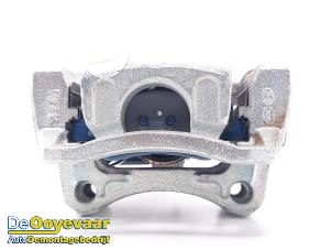 Gebruikte Remklauw (Tang) links-achter Hyundai Kona (OS) 1.6 GDi Hybrid 16V Prijs € 59,99 Margeregeling aangeboden door Autodemontagebedrijf De Ooyevaar