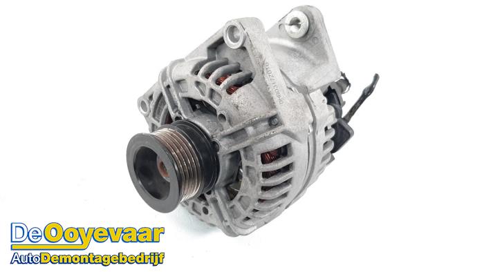 Gebruikte Dynamo Opel Zafira (M75) 1.6 16V Prijs € 15,00 Margeregeling aangeboden door Autodemontagebedrijf De Ooyevaar