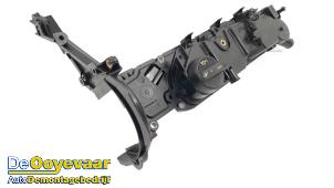 Gebruikte Kleppendeksel Ford Transit Connect (PJ2) 1.6 TDCi 16V 75 Prijs € 25,00 Margeregeling aangeboden door Autodemontagebedrijf De Ooyevaar