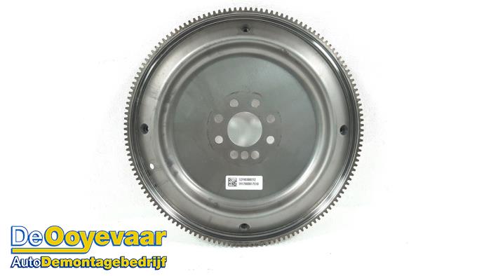 Gebruikte Starterkrans Mercedes C (W205) C-180 1.5 EQ Boost Prijs € 49,99 Margeregeling aangeboden door Autodemontagebedrijf De Ooyevaar