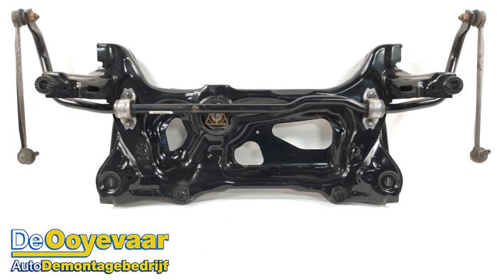 Subframe van een Skoda Karoq 1.6 TDI 16V 2019