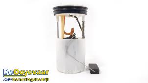 Gebruikte Brandstofpomp Elektrisch Skoda Fabia III (NJ3) 1.0 12V Prijs € 44,99 Margeregeling aangeboden door Autodemontagebedrijf De Ooyevaar