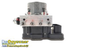 Gebruikte ABS Pomp Suzuki SX4 S-Cross (JY) 1.0 Booster Jet Turbo 12V Prijs € 199,99 Margeregeling aangeboden door Autodemontagebedrijf De Ooyevaar