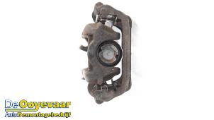 Gebruikte Remklauw (Tang) rechts-achter Opel Zafira Tourer (P12) 1.4 Turbo 16V Ecotec Prijs € 19,99 Margeregeling aangeboden door Autodemontagebedrijf De Ooyevaar