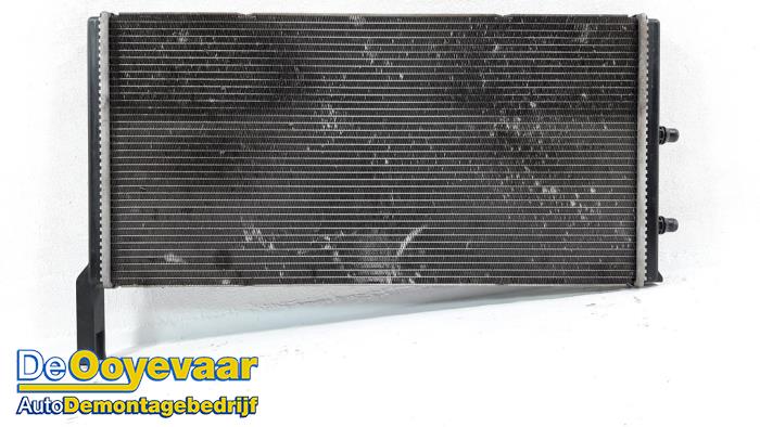 Gebruikte Radiateur BMW 5 serie (F10) M550d 3.0 xDrive 24V Prijs € 39,99 Margeregeling aangeboden door Autodemontagebedrijf De Ooyevaar