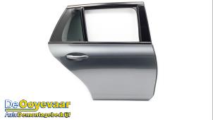 Gebruikte Deur 4Deurs rechts-achter Mercedes E Estate (S213) E-220d 2.0 Turbo 16V Prijs € 549,99 Margeregeling aangeboden door Autodemontagebedrijf De Ooyevaar