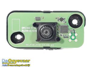 Gebruikte Camera voorzijde Tesla Model 3 Long Range AWD 75 kWh Prijs € 49,99 Margeregeling aangeboden door Autodemontagebedrijf De Ooyevaar