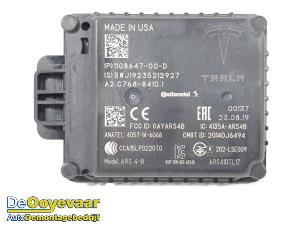 Gebruikte Radar sensor Tesla Model 3 Long Range AWD 75 kWh Prijs € 59,99 Margeregeling aangeboden door Autodemontagebedrijf De Ooyevaar