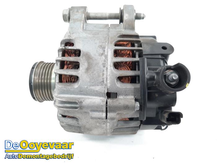 Gebruikte Dynamo Opel Crossland (X) 1.2 Turbo 12V Euro 6 Prijs € 79,99 Margeregeling aangeboden door Autodemontagebedrijf De Ooyevaar