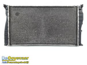Gebruikte Radiateur BMW 1 serie (E87/87N) 120d 16V Prijs € 19,99 Margeregeling aangeboden door Autodemontagebedrijf De Ooyevaar