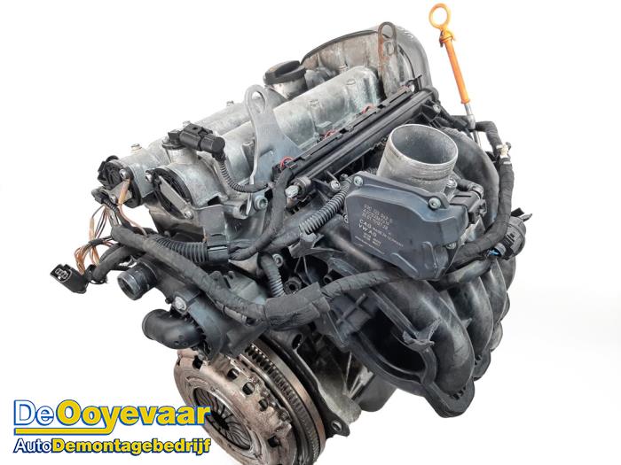 Motor van een Volkswagen Golf VI (5K1) 1.4 16V 2011