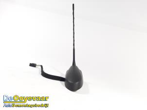 Gebruikte Antenne Opel Corsa E 1.0 SIDI Turbo 12V Prijs € 19,99 Margeregeling aangeboden door Autodemontagebedrijf De Ooyevaar