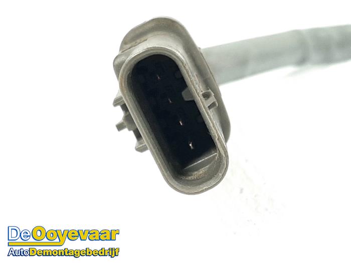 Lambda Sonde van een Mercedes-Benz SL (R230) 5.0 SL-500 V8 24V 2002