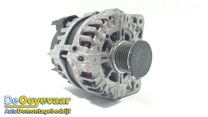 Gebruikte Dynamo Renault Megane IV Estate (RFBK) 1.7 Blue dCi 150 Prijs € 199,99 Margeregeling aangeboden door Autodemontagebedrijf De Ooyevaar