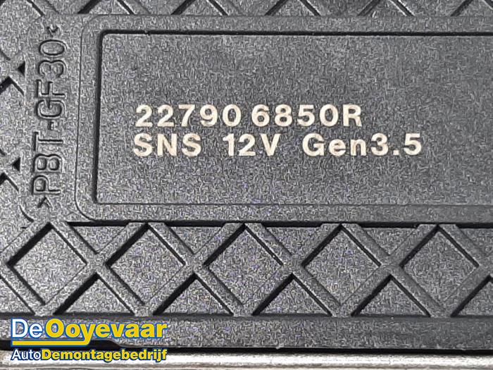 Nox sensor van een Renault Megane IV Estate (RFBK) 1.7 Blue dCi 150 2020