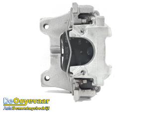 Gebruikte Remklauw (Tang) links-achter Volvo C40 Recharge (XK) Recharge Twin 78 kWh Prijs € 69,99 Margeregeling aangeboden door Autodemontagebedrijf De Ooyevaar