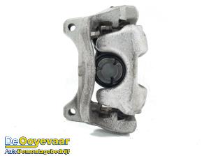 Gebruikte Remklauw (Tang) rechts-achter Opel Insignia Grand Sport 2.0 D 16V Prijs € 69,99 Margeregeling aangeboden door Autodemontagebedrijf De Ooyevaar