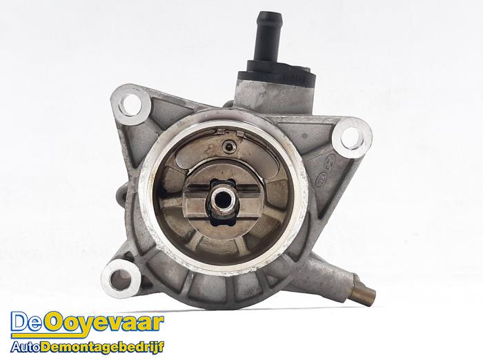 Gebruikte Vacuumpomp (Benzine) Hyundai i20 (GBB) 1.0 T-GDI 100 12V Prijs € 19,99 Margeregeling aangeboden door Autodemontagebedrijf De Ooyevaar