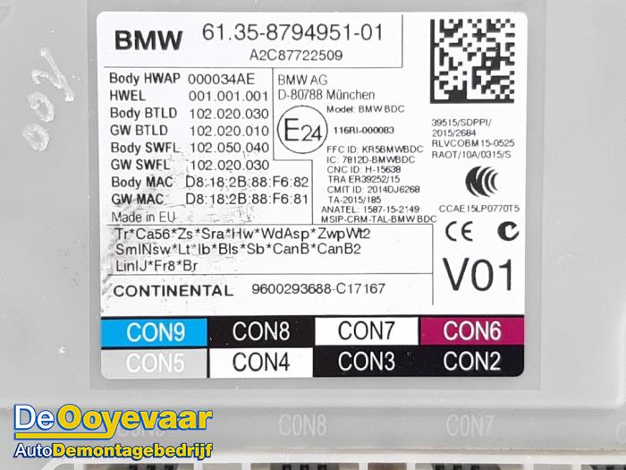 BCM van een BMW 5 serie (G30) M550i xDrive 4.4 V8 32V TwinPower Turbo 2017