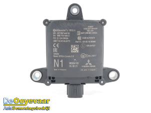 Gebruikte Dode hoek sensor Mitsubishi Eclipse Cross (GK/GL) 2.2 DI-D 16V 4WD Prijs € 149,99 Margeregeling aangeboden door Autodemontagebedrijf De Ooyevaar