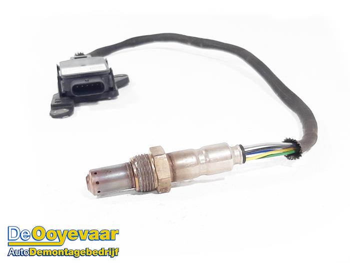 Nox sensor van een Opel Crossland (X) 1.5 CDTI 100 2017
