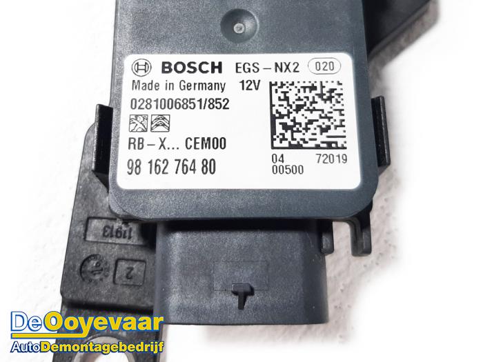 Nox sensor van een Opel Crossland (X) 1.5 CDTI 100 2017