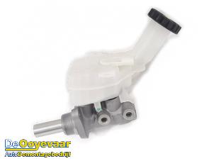 Gebruikte Hoofdremcilinder Mitsubishi Eclipse Cross (GK/GL) 2.2 DI-D 16V 4WD Prijs € 49,99 Margeregeling aangeboden door Autodemontagebedrijf De Ooyevaar