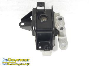 Gebruikte Motorsteun Mitsubishi Eclipse Cross (GK/GL) 2.2 DI-D 16V 4WD Prijs € 39,99 Margeregeling aangeboden door Autodemontagebedrijf De Ooyevaar