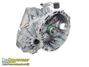 Gebruikte Versnellingsbak Mercedes B (W246) 1.6 B-200 BlueEFFICIENCY Turbo 16V Prijs € 249,99 Margeregeling aangeboden door Autodemontagebedrijf De Ooyevaar