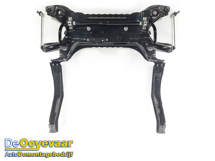 Subframe van een Mitsubishi Eclipse Cross (GK/GL) 2.4 16V PHEV 4x4 2019