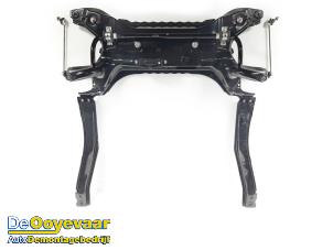 Gebruikte Subframe Mitsubishi Eclipse Cross (GK/GL) 2.4 16V PHEV 4x4 Prijs € 199,99 Margeregeling aangeboden door Autodemontagebedrijf De Ooyevaar