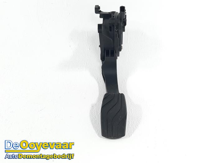 Gebruikte Gaspedaalpositie Sensor Renault Espace (RFCJ) 1.6 Energy dCi 160 Prijs € 9,99 Margeregeling aangeboden door Autodemontagebedrijf De Ooyevaar