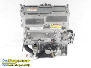 Gebruikte Inverter Mitsubishi Outlander (GF/GG) 2.0 16V PHEV 4x4 Prijs € 289,99 Margeregeling aangeboden door Autodemontagebedrijf De Ooyevaar