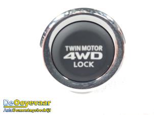 Gebruikte Differentieel lock 4x4 Mitsubishi Outlander (GF/GG) 2.0 16V PHEV 4x4 Prijs € 35,00 Margeregeling aangeboden door Autodemontagebedrijf De Ooyevaar