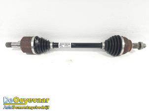 Gebruikte Homokineetas links-voor Citroen C3 Aircross I (2C/2R) 1.2 e-THP PureTech 110 Prijs € 99,99 Margeregeling aangeboden door Autodemontagebedrijf De Ooyevaar