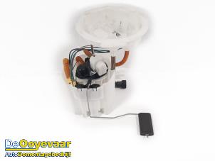 Gebruikte Tank element Pomp BMW X1 (F48) xDrive 28i 2.0 16V Twin Power Turbo Prijs € 99,99 Margeregeling aangeboden door Autodemontagebedrijf De Ooyevaar