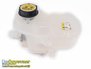 Gebruikte Expansievat Jaguar I-Pace EV400 AWD Prijs € 25,00 Margeregeling aangeboden door Autodemontagebedrijf De Ooyevaar