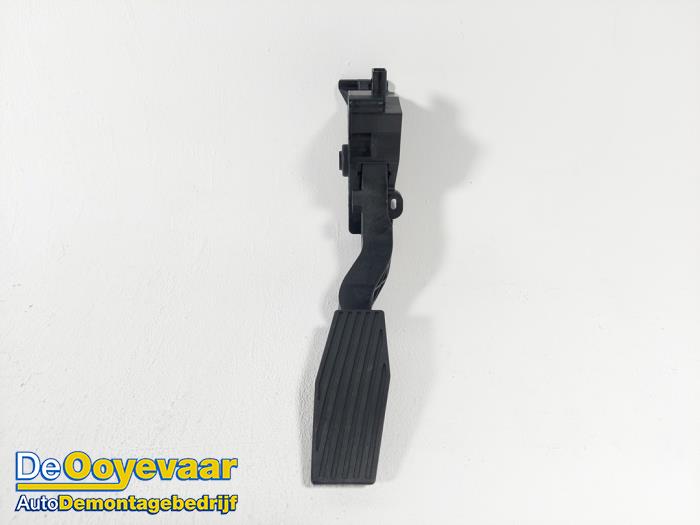 Gebruikte Gaspedaalpositie Sensor Opel Insignia Grand Sport 1.5 CDTI 12V Prijs € 49,99 Margeregeling aangeboden door Autodemontagebedrijf De Ooyevaar