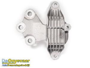 Gebruikte Motorsteun Opel Insignia Grand Sport 1.5 CDTI 12V Prijs € 19,99 Margeregeling aangeboden door Autodemontagebedrijf De Ooyevaar